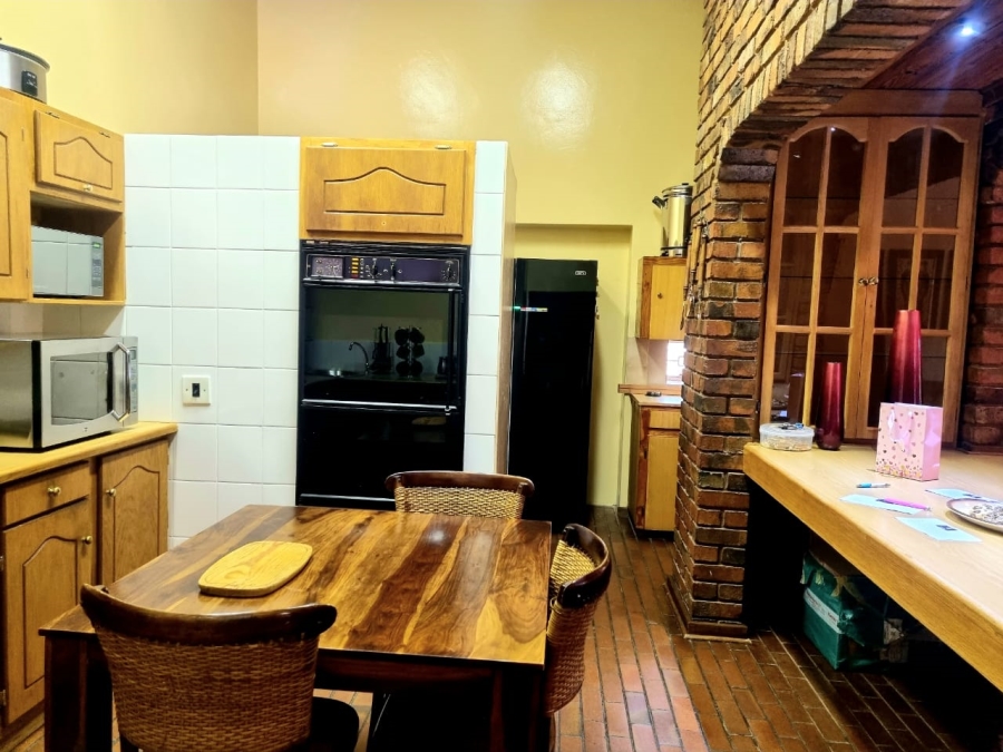 4 Bedroom Property for Sale in Royldene Northern Cape